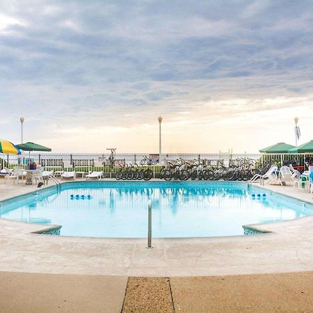 וירג'יניה ביץ' Hotel Boardwalk 705 מראה חיצוני תמונה