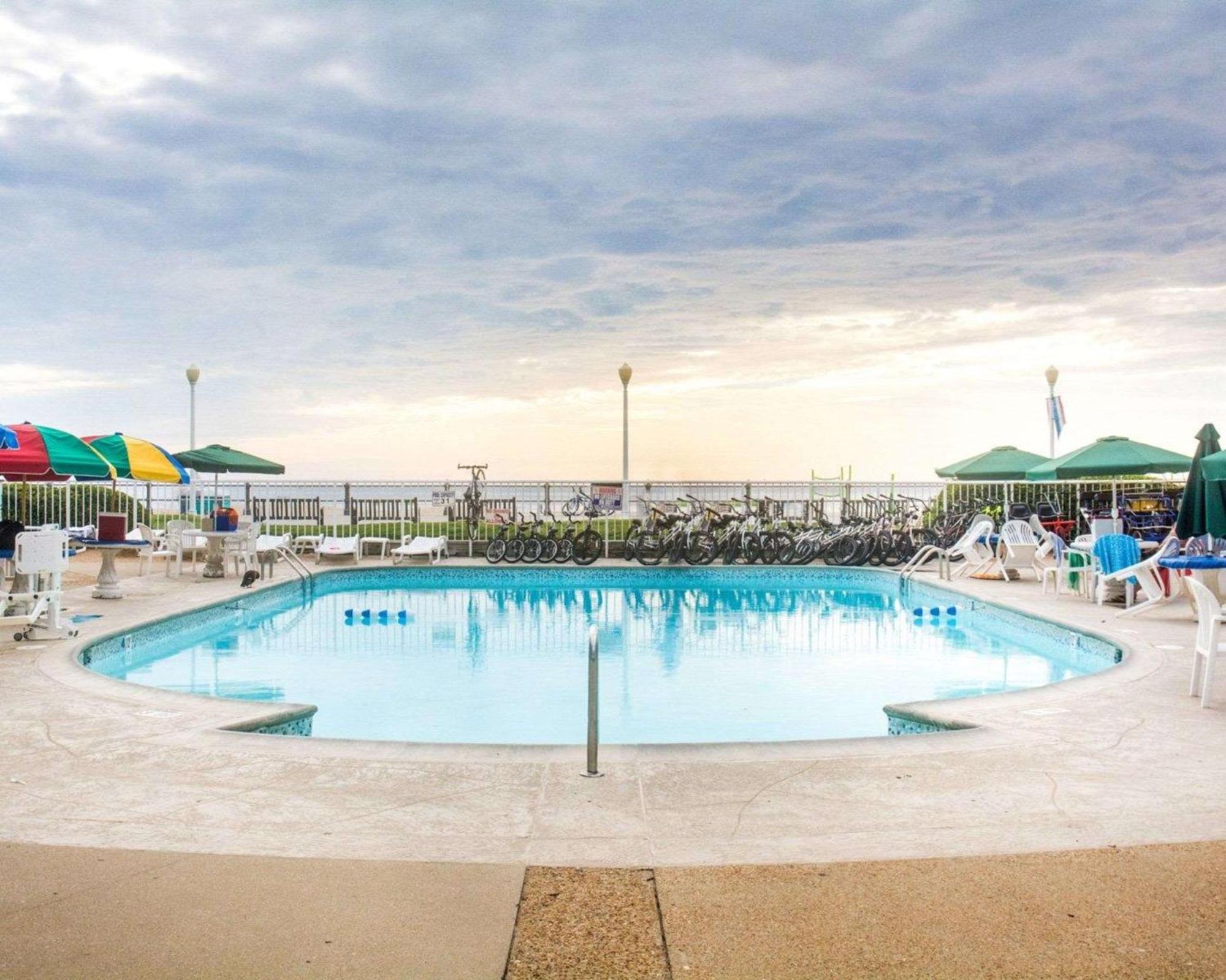 וירג'יניה ביץ' Hotel Boardwalk 705 מראה חיצוני תמונה